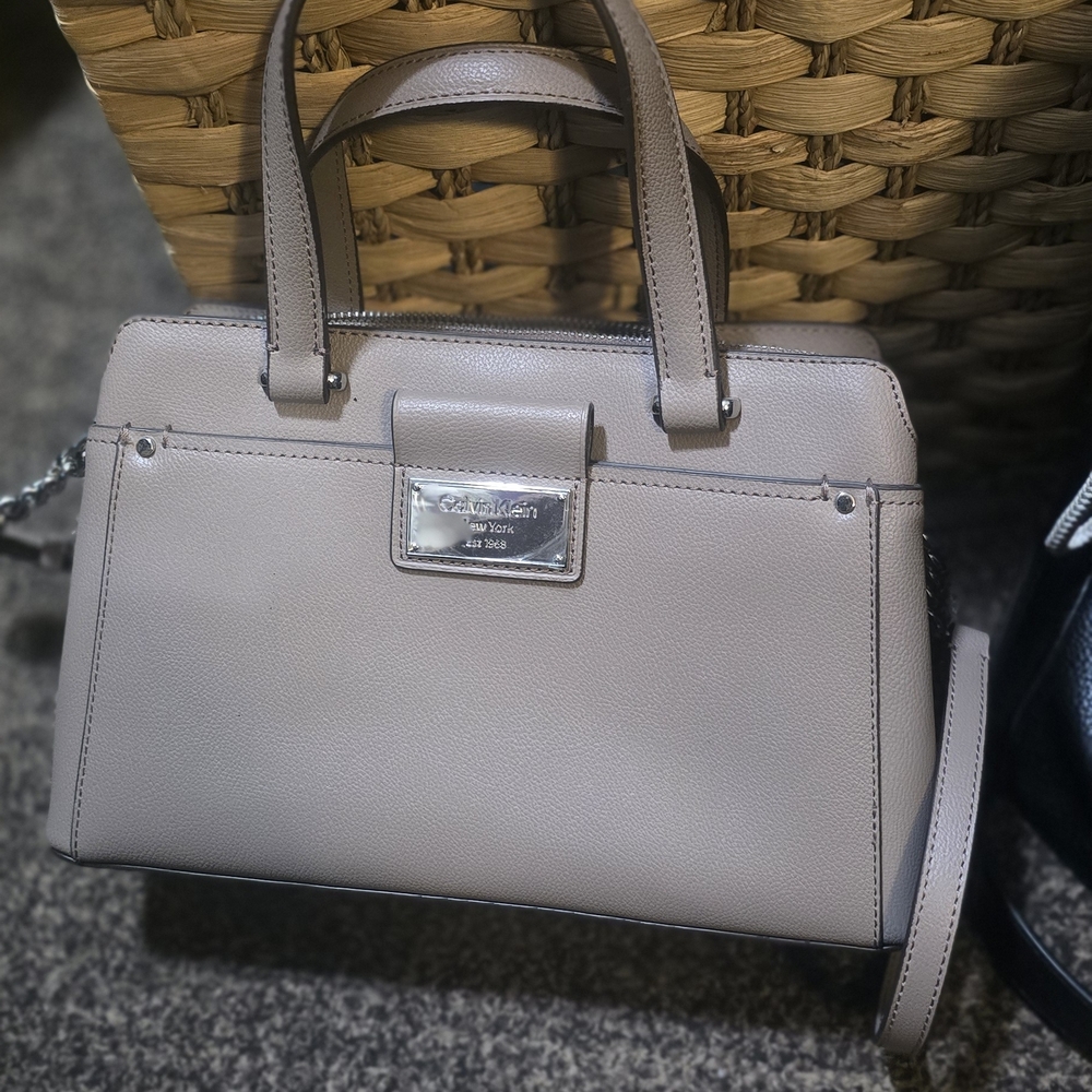 Calvin Klein Women's Gray Handbag